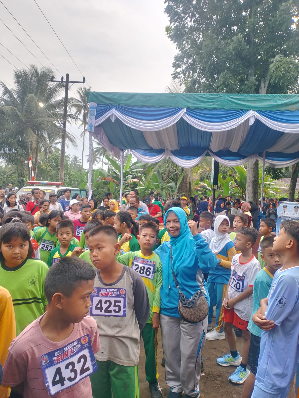 Deli Serdang Run 2026 pada 26 Juli 2026 di Monako, Biru-Biru.